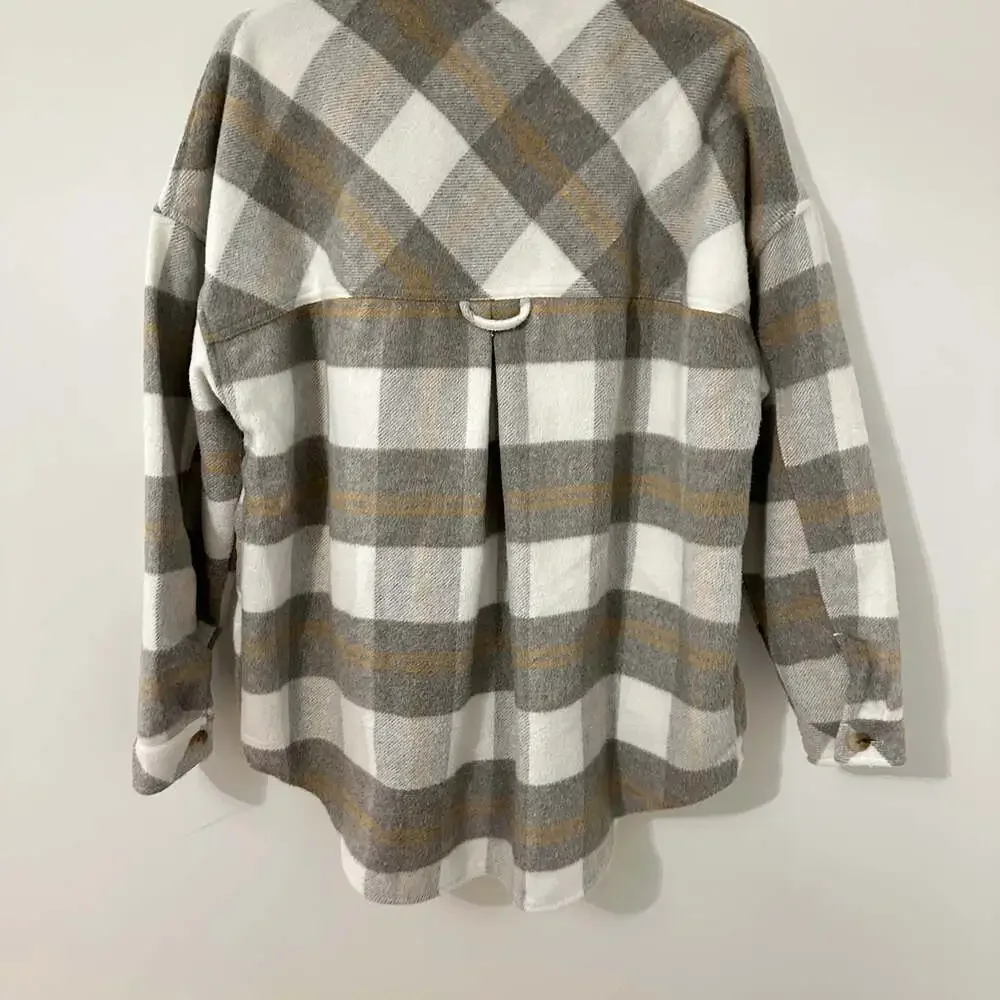 Kensie Jeans Button Down Flannel Plaid Shacket - Picture 3 of 12